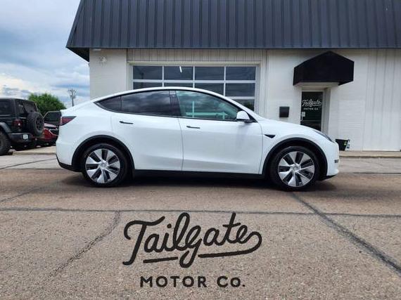 TESLA MODEL Y 2022 7SAYGDEE5NF319691 image